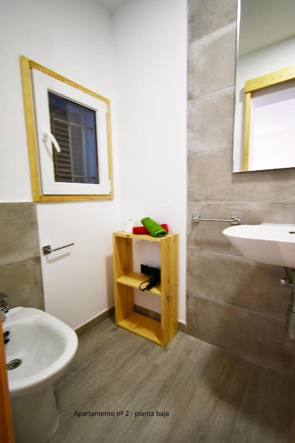 Apartamentos Cas Xurrac Es Caló Exterior photo