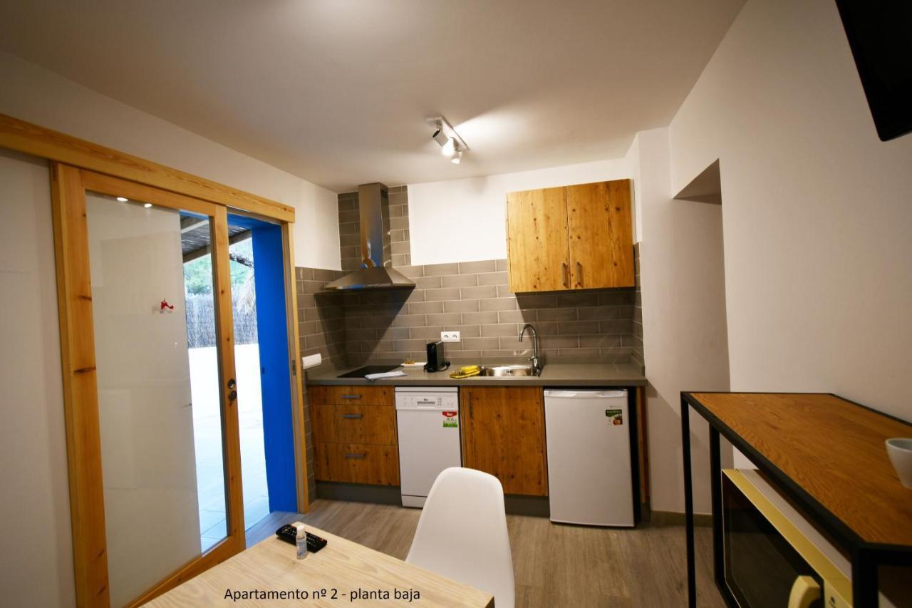 Apartamentos Cas Xurrac Es Caló Exterior photo