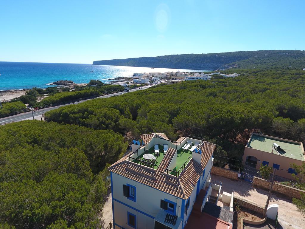 Apartamentos Cas Xurrac Es Caló Exterior photo